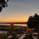 Atardecer con vistas al mar desde el camping